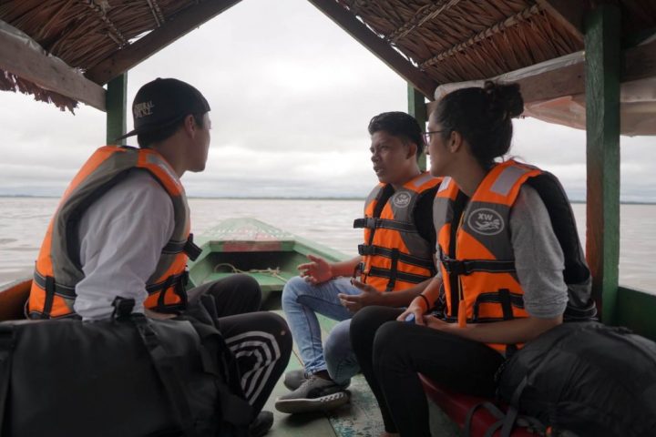 Our guide Junior talking about the Amazon river