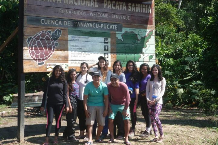 Big group before entering Pacaya Samiria